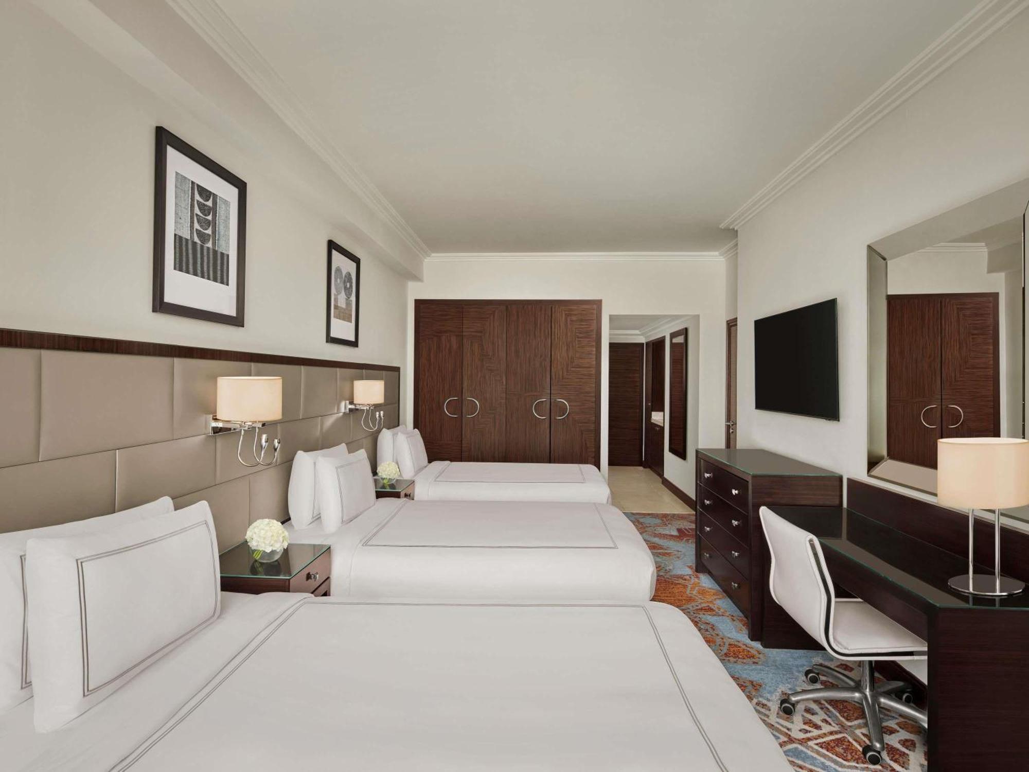 Classic Triple Room with Kaaba View,1742777503:JPEG